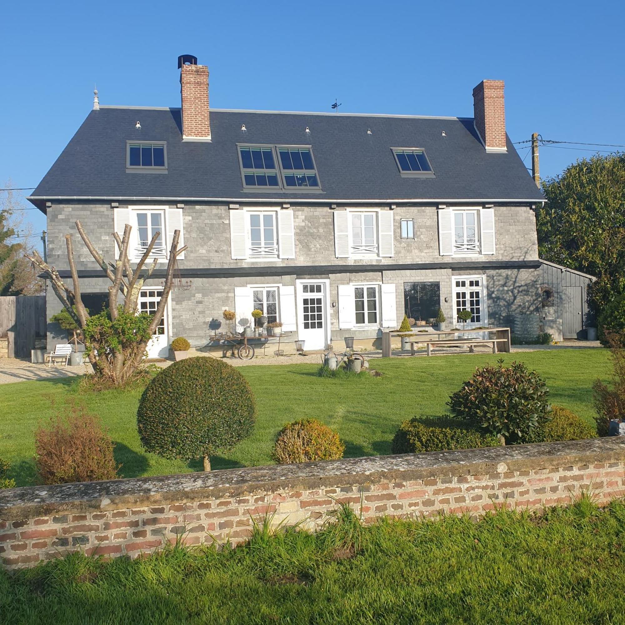 Par Hasard Ou Pas Bed & Breakfast Saint-Martin-aux-Chartrains Exterior foto