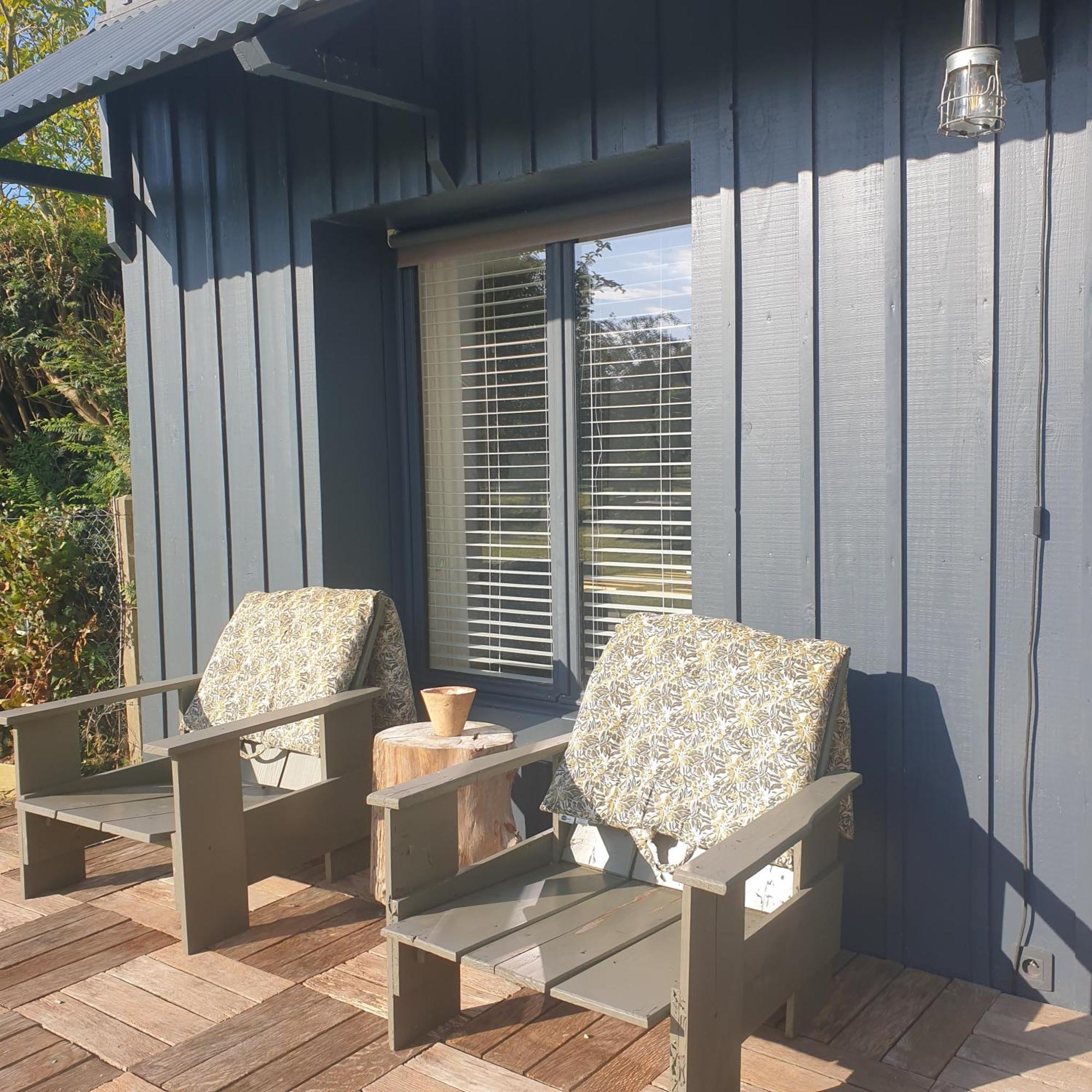 Par Hasard Ou Pas Bed & Breakfast Saint-Martin-aux-Chartrains Exterior foto